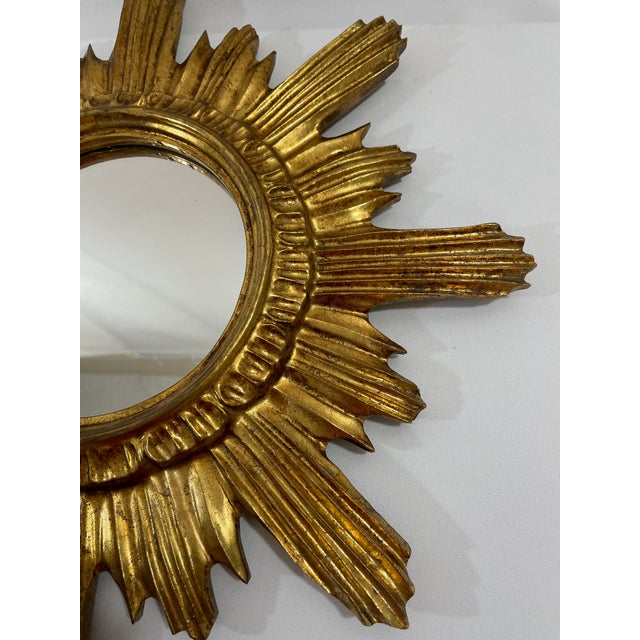 1960s Mid Century Italian Giltwood Sunburst Wall Mirror For Sale - Image 4 of 17