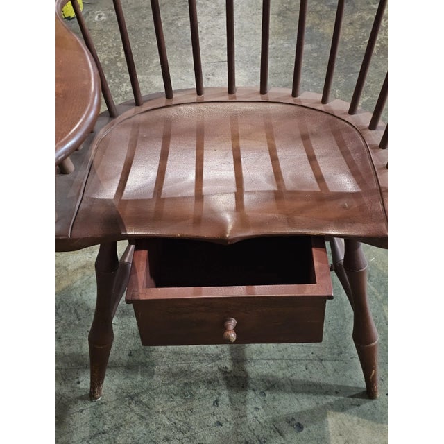 Late 20th Century d.r. Dimes Red Sack Back Windsor Writing Arm Chair Bench Made New Hampshire For Sale - Image 9 of 10