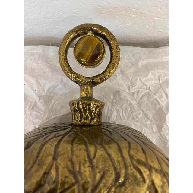 John-Richard The Chic and Refined Bengali Vase For Sale - Image 4 of 4