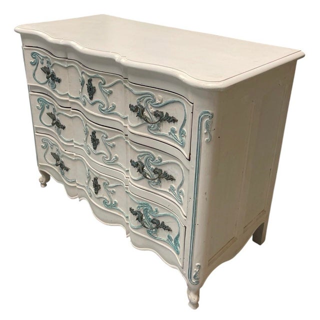 Vintage French Provincial Style Three-Drawer Commode For Sale In West Palm - Image 6 of 12