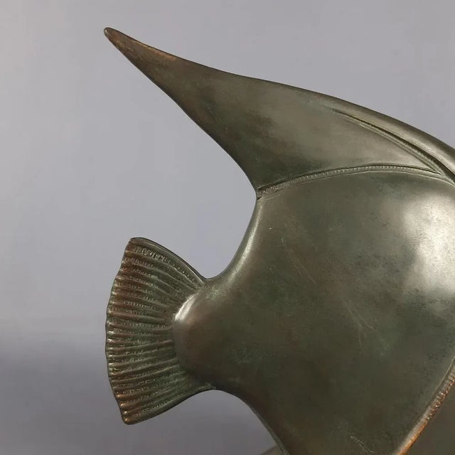 Wood Vintage Tropical Fish Sculpture in Brass on a Black Base, 1960s-1970s For Sale - Image 7 of 11