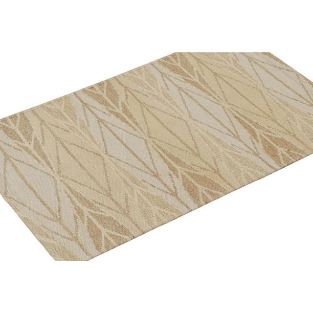 This 3x5 flat weave rug is a bold new addition to the Scandinavian Collection by Rug & Kilim. Handwoven in wool and...