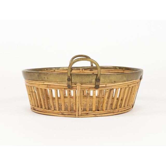 Wood Mid-Century Round Bowl or Centerpiece in Rattan and Brass, Italy, 1970s For Sale - Image 7 of 12