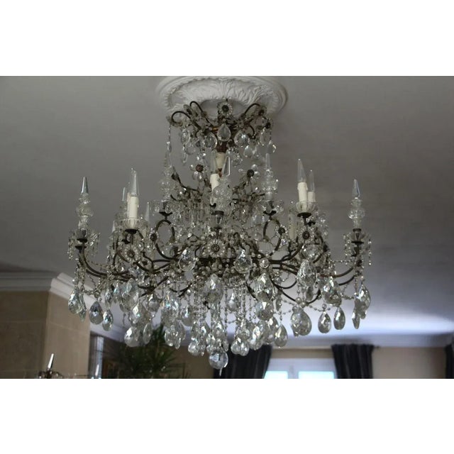 19th Century Italian Neoclassical Giltwood and Crystal Chandelier For Sale - Image 16 of 18