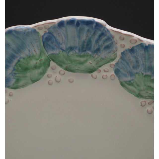 Mid-Century Modern Vintage Majolica Seashells Stoneware Portugal Dinner Plates- Set of 6 For Sale - Image 3 of 4