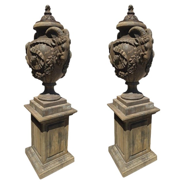 Architectural Stone Urns with Ram Heads, Italy, 1940s, Set of 2 For Sale - Image 12 of 12