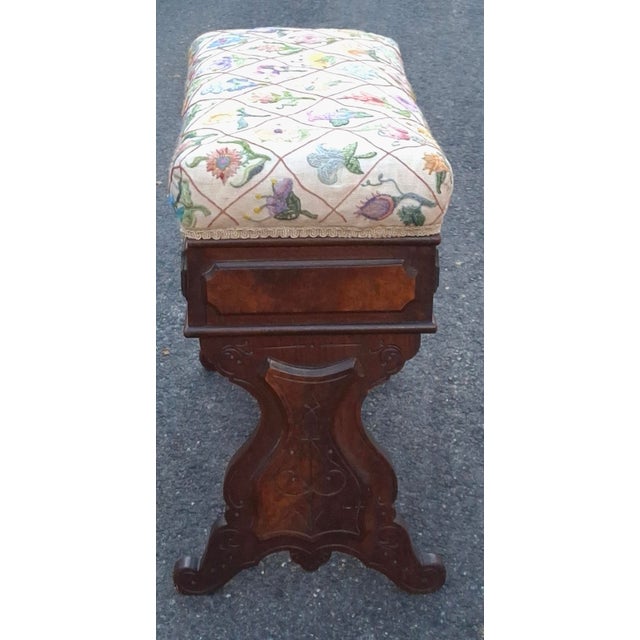 Late 19th Century American Empire Mahogany and Needlepoint Upholstered Storage Bench For Sale In Washington DC - Image 6 of 10