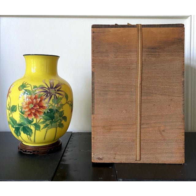Japanese Cloisonné Vase Ando Jubei with Storage Box For Sale - Image 16 of 16