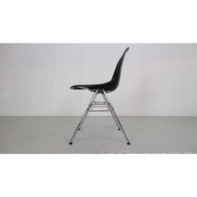 DSS Black Dining Room Chair by Charles & Ray Eames for Herman Miller, 1974 For Sale - Image 9 of 18