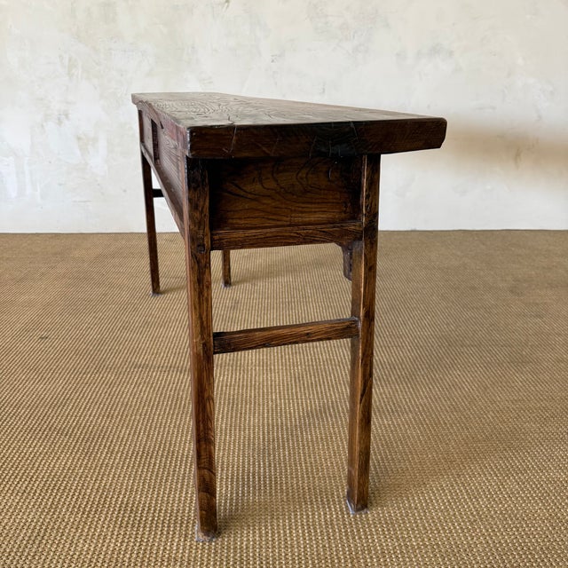 1920s Vintage Reclaimed Elm Wood 4 Drawer Console C. 1920 For Sale - Image 5 of 12