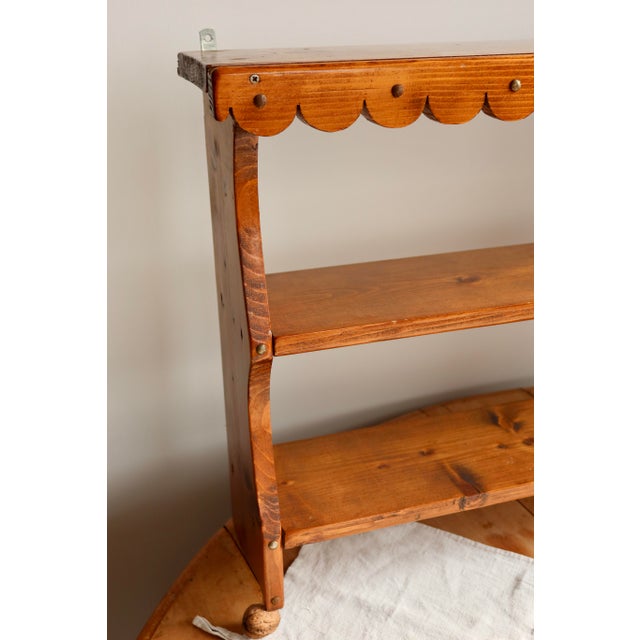 1970s Vintage Pine Wall Shelf with Scalloped Front, 1970s For Sale - Image 5 of 10