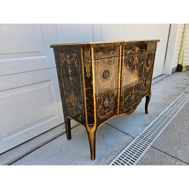 John Widdicomb Widdicomb Black Lacquered and Gilt Venetian Chest Commode For Sale - Image 4 of 18