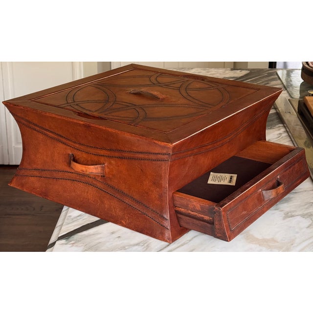 Brown Estate Hand Made in Peru Leather Chess & Backgammon Game Box For Sale - Image 8 of 13