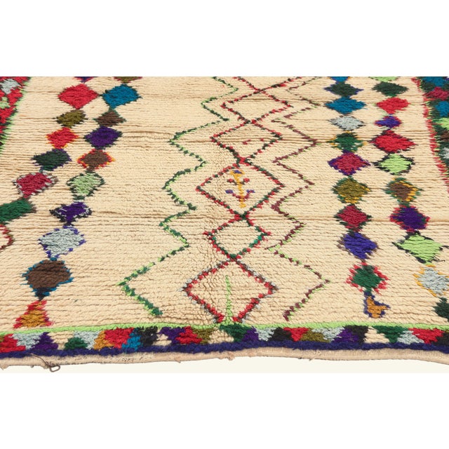 Berber Tribes of Morocco Vintage Azilal Moroccan Rug, 03'11 X 06'02 For Sale - Image 4 of 10