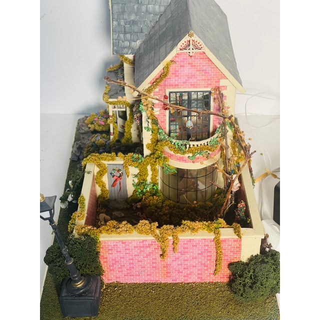 1960s Miniature Installation Dollhouse With Garden by Artist Helen Valerio For Sale - Image 11 of 11