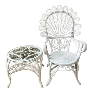 Vintage Rattan Fiddlehead White Wicker Peacock Fan Chair & Glass Top Table For Sale