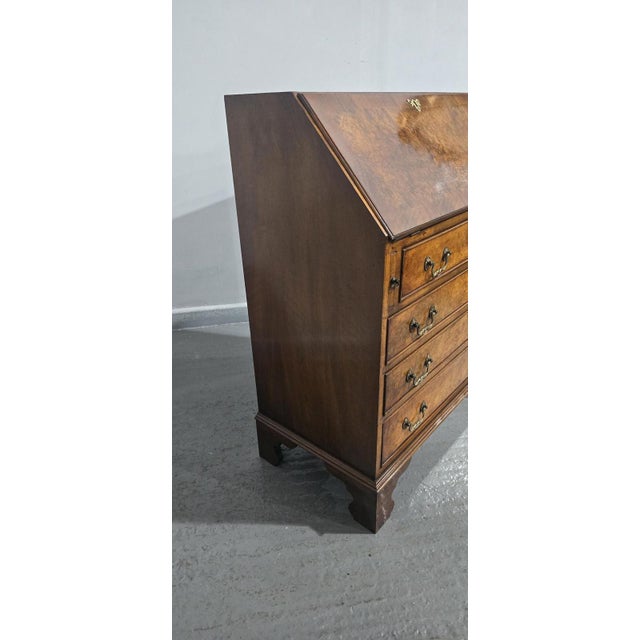Queen Anne Burr Walnut Bureau For Sale - Image 8 of 15