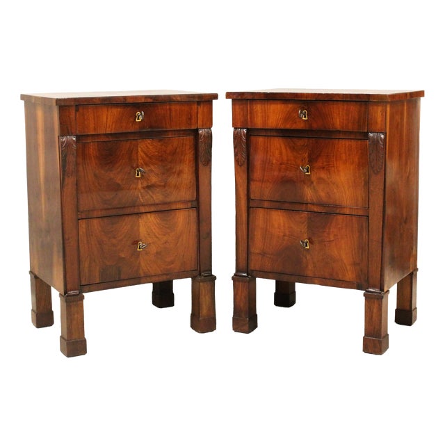 Italian Empire Bedside Tables in Walnut, Set of 2 For Sale