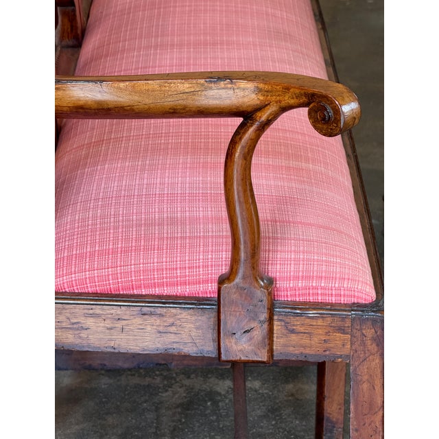 Brown 18th Century English Mahogany Triple Chair-Back Hall Bench For Sale - Image 8 of 14