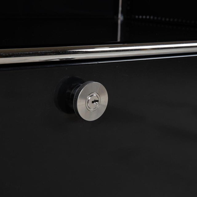 Sideboard in Metal from USM Haller For Sale - Image 9 of 17