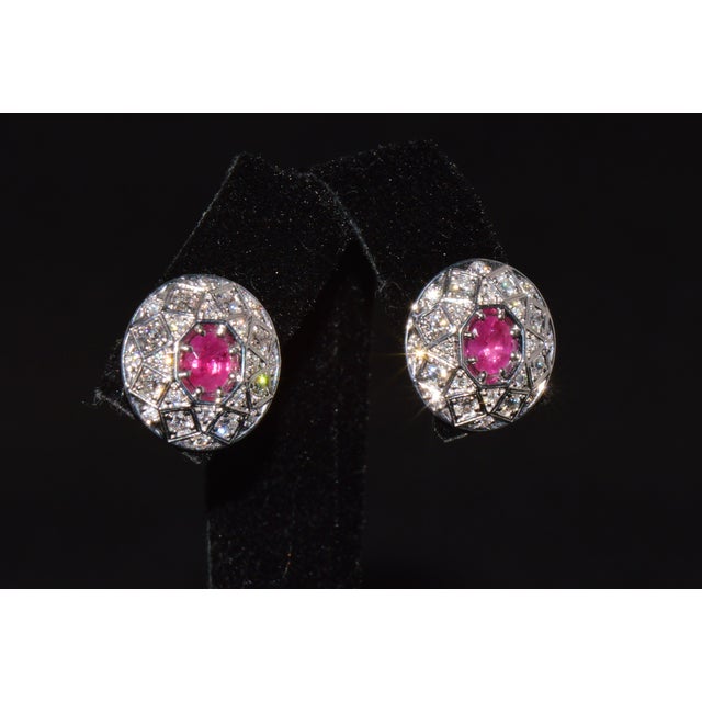 Certified Natural 1.6cts vs F Diamond Ruby 18k Solid Gold Geometric Disc Earrings, A Pair For Sale - Image 10 of 13