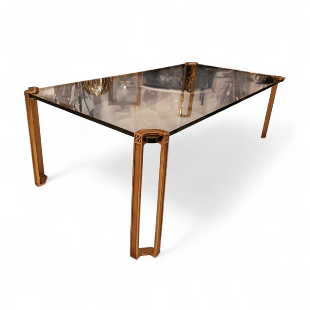 The T14 frameless glass table, designed in 1973 by Peter Ghyczy, is one of his most celebrated designs. This table belongs...