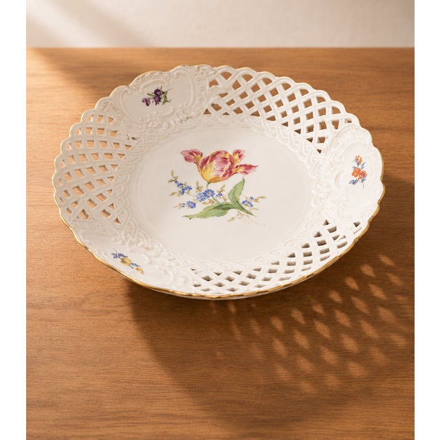 Elegant vintage porcelain cup made by Meissen, Germany, around 1970. This refined model, entirely pierced (reticulated),...