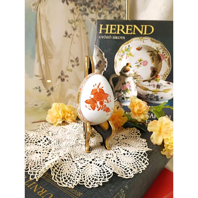 This authentic vintage Herend Hungary Chinese Bouquet Orange egg box apponyi box tiny highlights the meticulous post-war...