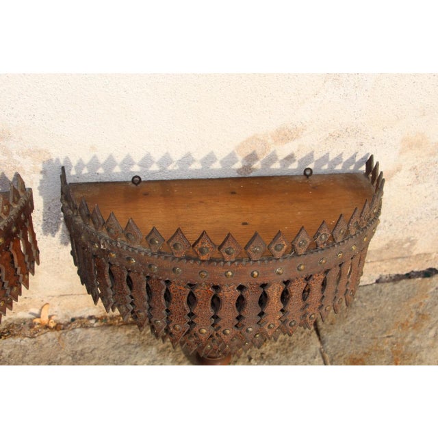 Tramp Art Wall Brackets, Set of 2 For Sale - Image 4 of 9