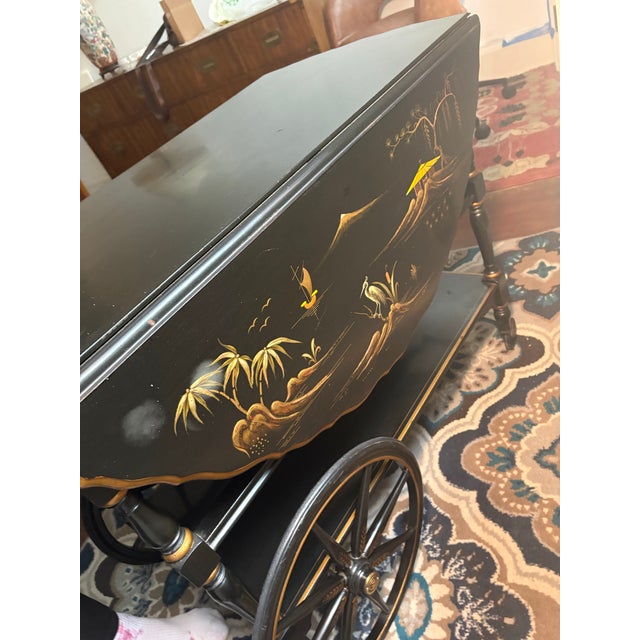 Mid 20th Century Vintage Imperial Furniture Grand Rapids Chinoiserie Bar Cart | C. 1940s | Black Lacquer, Raised Gold Chinoiserie, Drop Leaf For Sale - Image 5 of 12