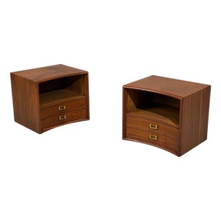 Paul Frankl, John Stuart, Concave Nightstands, Walnut, Brass, Usa, 1950s For Sale