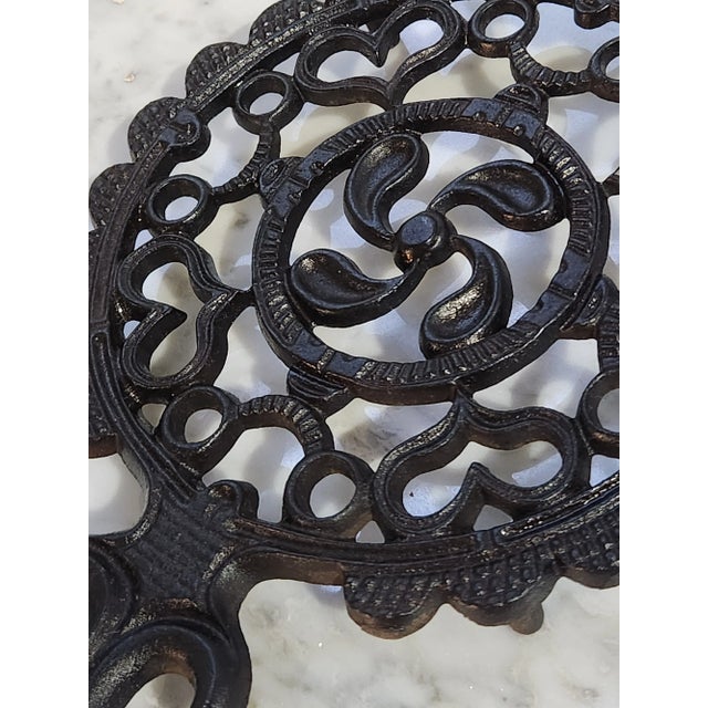Late 20th Century Cast Iron Grain & Tassel Trivets- Set of 3 For Sale In New York - Image 6 of 10
