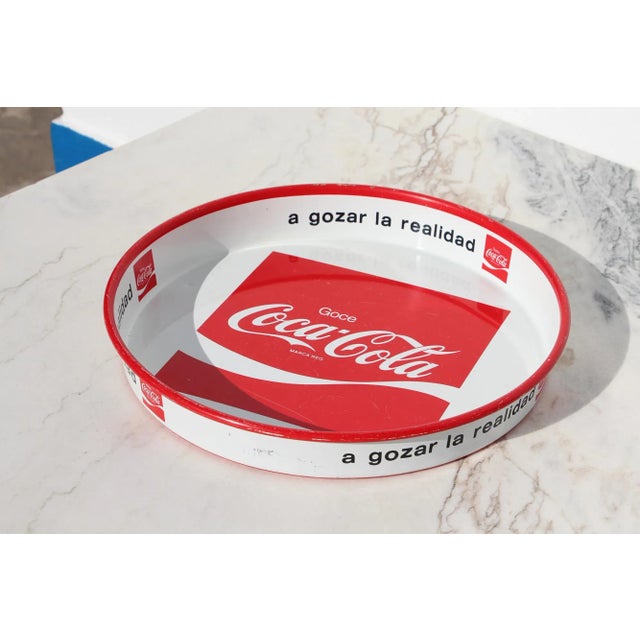 1970s Rare Coca-Cola Advertising Serving Tray, Venezuela For Sale - Image 10 of 13