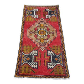 Geometric Red and White Small Rug For Sale