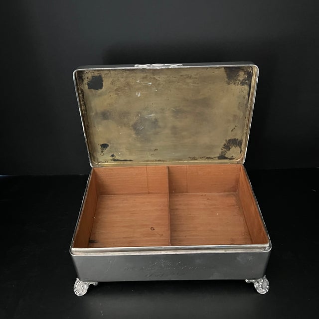 Antique British Solid Silver, Cedar Lined ,Hinged Top Cigarette Box For Sale In Los Angeles - Image 6 of 16