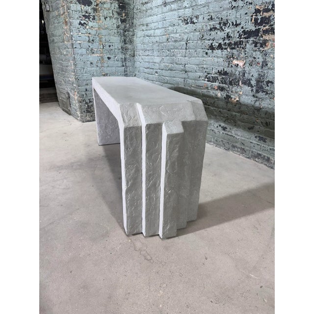 1980s Sculptural Post Modern Gray Plaster Console, 1980 For Sale - Image 5 of 6