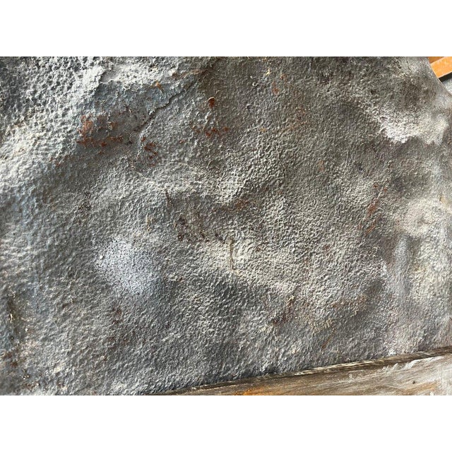 Metal Cast Iron Fireplace Backplate from a Castle in Anjou, 1700 For Sale - Image 7 of 8