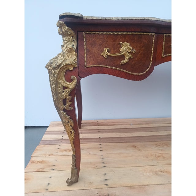 Wood 1910s French Louis XV Style Bureau Plat / Writing Desk For Sale - Image 7 of 16