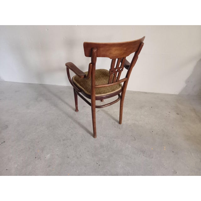 Armchair from Gebrüder Thonet Vienna Gmbh, 1910, in Very Good conditions. Designed 1890 to 1919 This piece has an...
