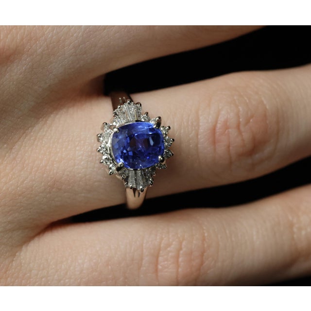Modern Late 20th Century Fine 2.72ct Gia Ceylon Sapphire & 0.55ct Diamond Platinum Ring Size 6.75 For Sale - Image 3 of 18