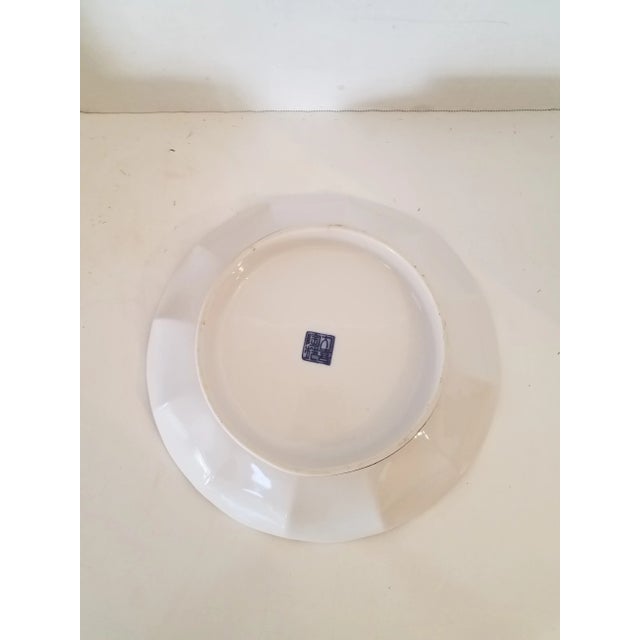 Imari Porcelain Vintage Japanese Imari Hand Painted Scalloped Shallow Decorative Bowl Marked For Sale - Image 4 of 6