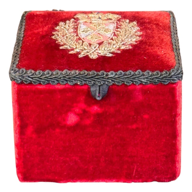 1950s Red Velvet Box With Embroidered Crest For Sale