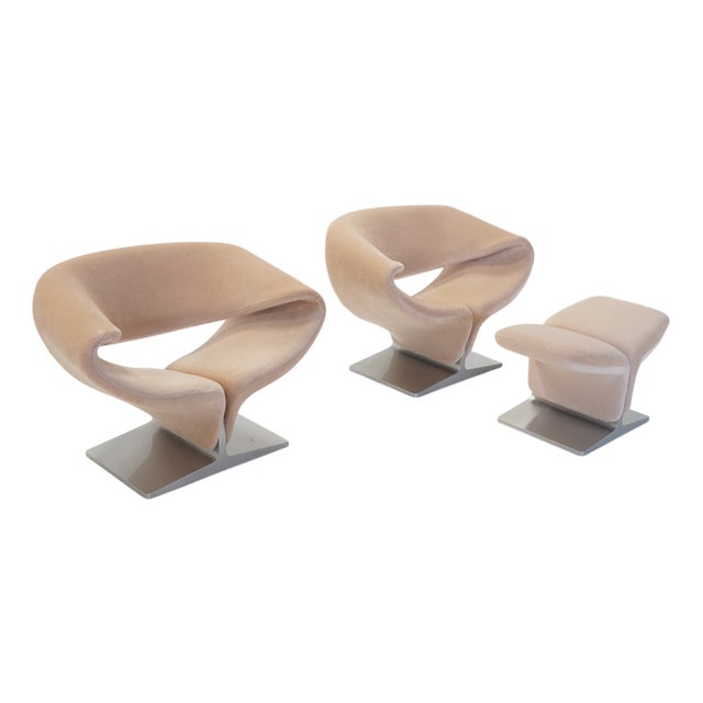 Ribbon Chairs with Ottoman by Pierre Paulin for Artifort, Netherlands, 1990s, Set of 3 For Sale