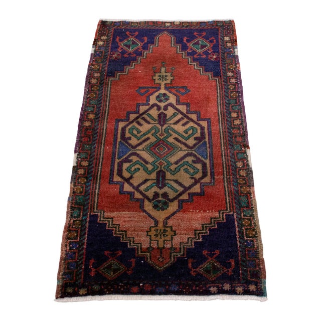 1970s Front of Bath Kitchen Sink Rug Hand Made Bath Mat Faded Mini Rug 1'9" X 3'6" For Sale - Image 5 of 13