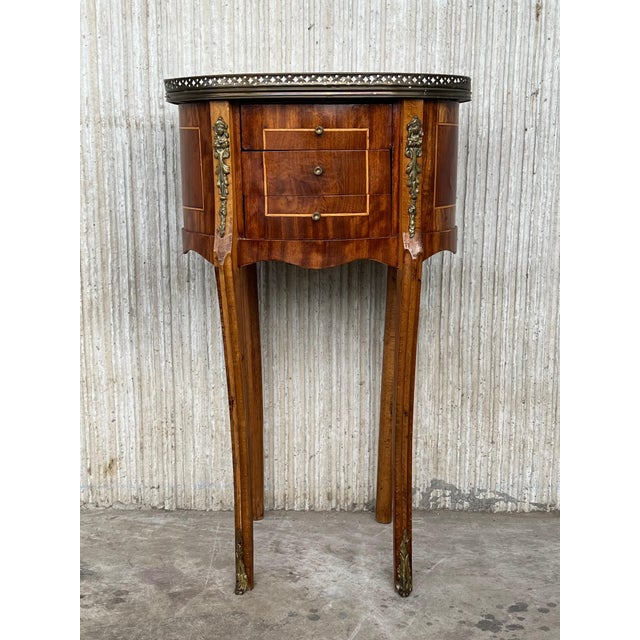 19th Century Bouillotte Louis XVI Style, Kidney Shaped Bronze and Walnut Table, A Pair For Sale - Image 17 of 18