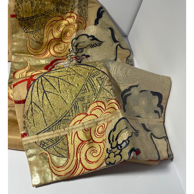 1960s Silk Japanese Kimono Belt With Temple Lions For Sale - Image 5 of 9
