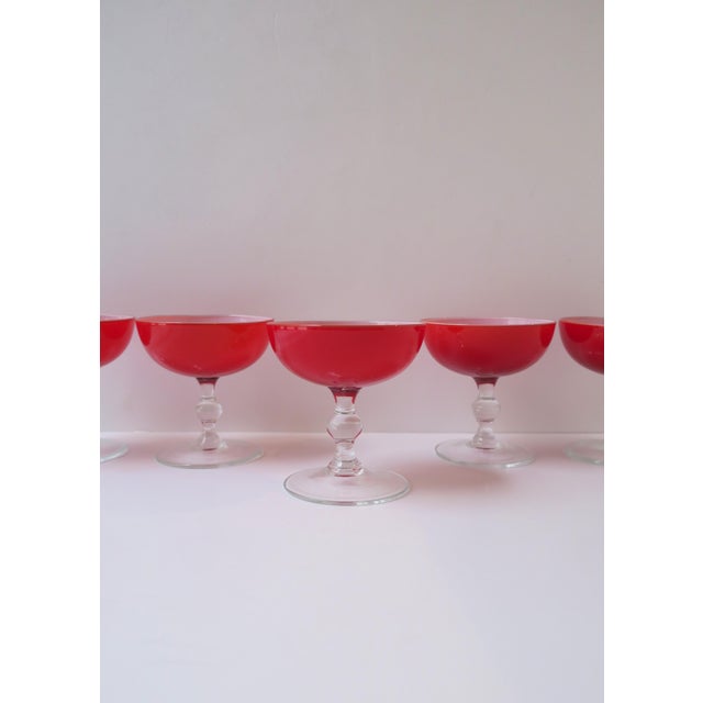 Red Italian Murano Red White Champagne Coupes Glasses by Carlo Moretti, Mid-20th C For Sale - Image 8 of 9