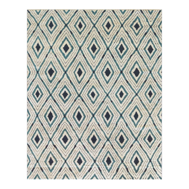 Modern Diamond Pattern Handwoven Wool Rug For Sale