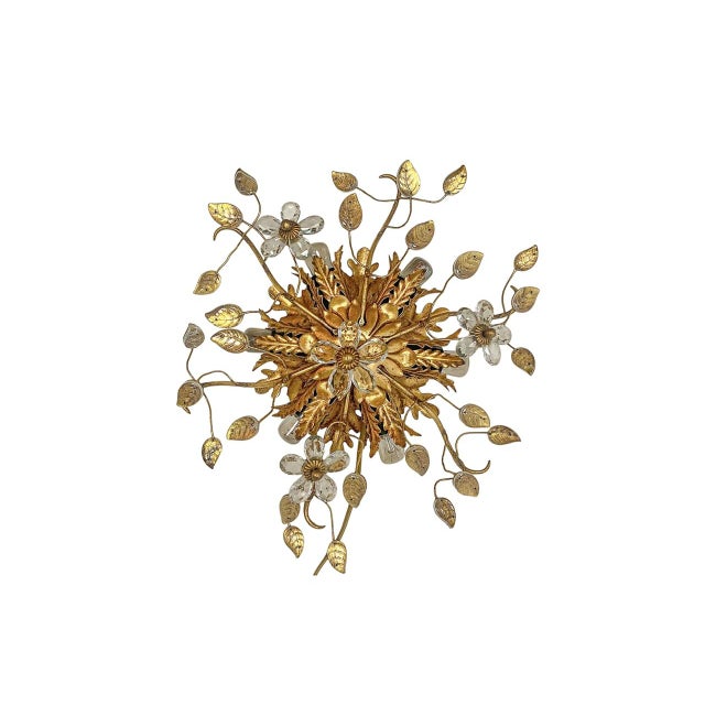 Italian Florentine flush mount ceiling light Banci Firenze, Florence (Firenze), Italy, 1970s Stunning gilt acanthus leaf...