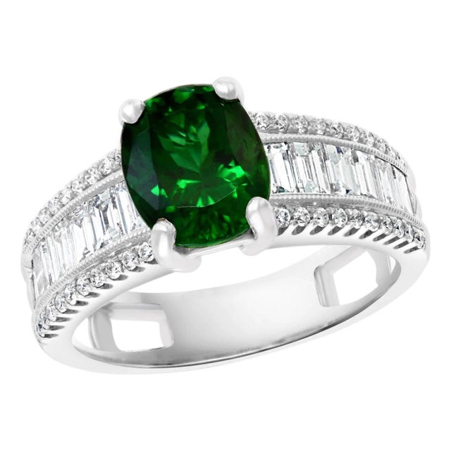 1.8 Carat Oval Tsavorite and 1.5 Carat Diamond in 14 Karat Gold Ring Estate For Sale